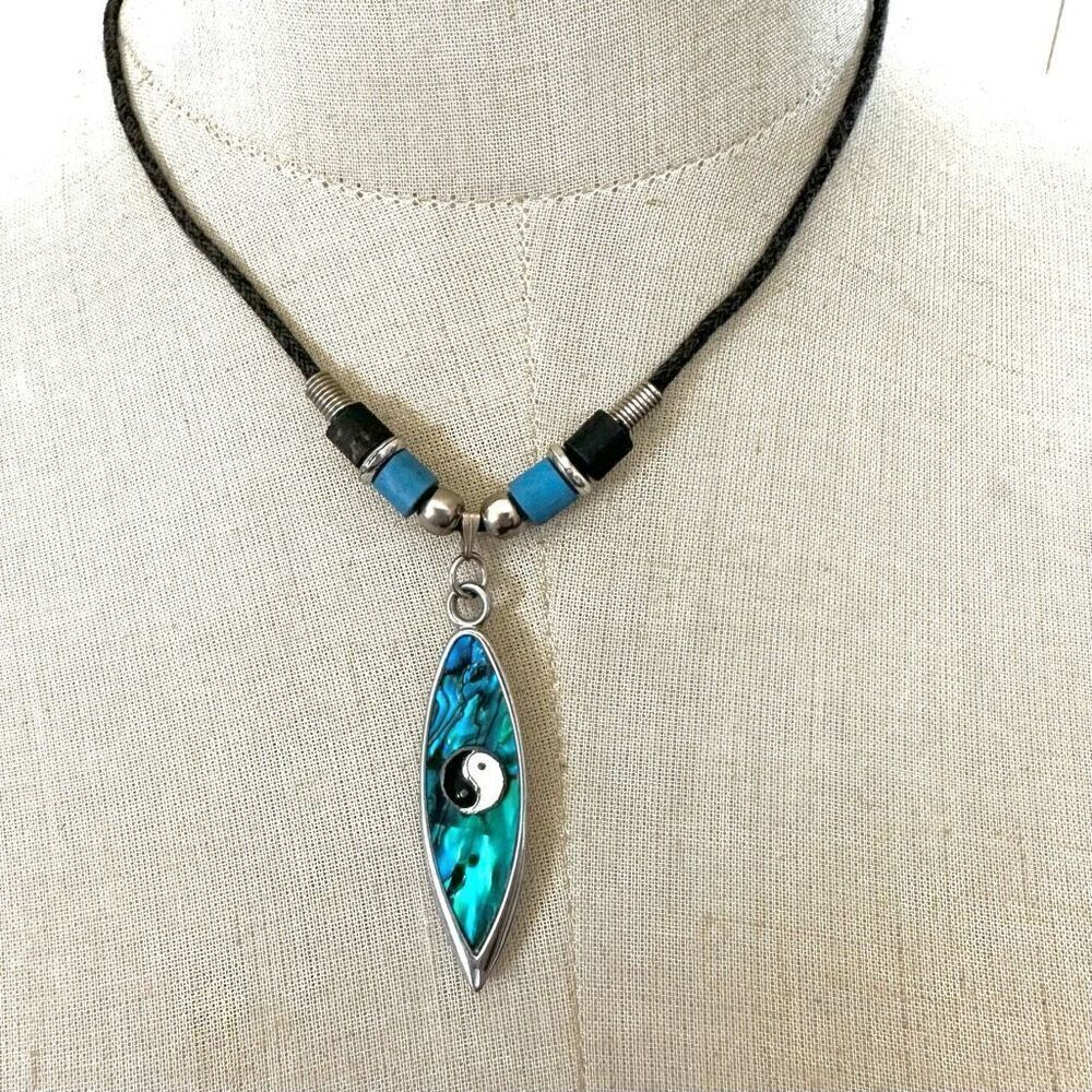 Abalone Paua Shell Yin Yang Surfboard Pendant Necklace
